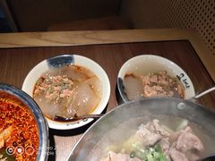 -肖四女乐山跷脚牛肉(南汇大学城生活广场店)