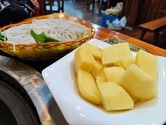 -三里屯土灶炖公鸡地锅鸡(江东店)