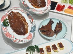 -梅利汴京烤鸭•开封豫菜地标店(东司门店)