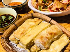 石屏烧豆腐-老滇山寨•云南特色菜•地方菜•民族风情歌舞表演(金碧店)