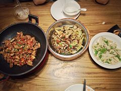 -爱碗亭·鲜炒湖南菜(壹城中心店)