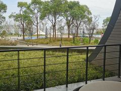 -上海滴水湖皇冠假日酒店