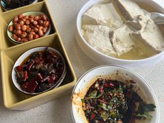 -蛙兔鸡自贡风味·特色江湖菜(广都店)