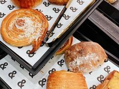 -BUTTERFUL&CREAMOROUS 黄油与面包(三里屯太古里店)