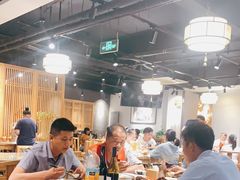大堂-十六中酱肉·烧烤·京菜小馆(五方桥旗舰店)