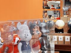 -sth more(会展航洋城店)