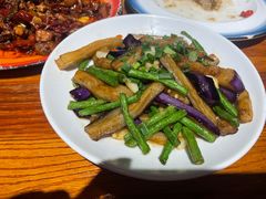 -柴窝堡22号辣子鸡·传承新疆菜