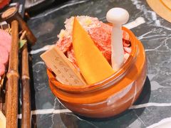 -山川小町·极番烧肉(新地假日广场店)