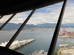 -Top Of Vancouver Revolving Restaurant