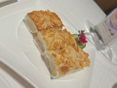 杏仁炸鲜奶-金悦轩海鲜酒家(南宁店)