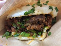 粉蒸肥肠咔饼-豆相识•九九豆腐脑(牛咡桥店)