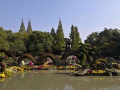 -汇龙潭