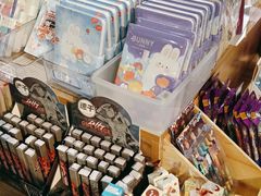 -雨丝书店(综合商业楼店)