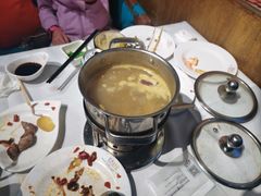 -领鲜活海鲜榴莲自助火锅(东门店)