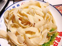 手擀面-喜悦小串丹东小黄牛海鲜烧烤大排档(民主广场店)