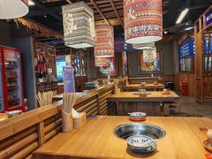 -洱火云南酸菜牛肉火锅(石景山当代商城店)