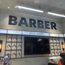 -Devilhands Barbershop男士理容店