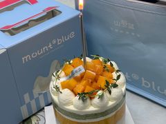 -山与蓝·轻糖鲜果蛋糕(勒泰店)