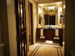 -广州富力丽思卡尔顿酒店