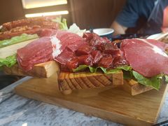 -伊尚宫·清真广式早茶.韩式烤肉·火锅