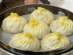蟹黄小笼汤包-静海楼(学田店)