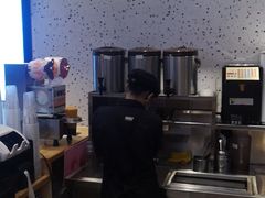 -CoCo都可(八达商城店)