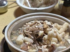 -东巴谷野生菌火锅餐厅