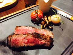 -恰餐厅及酒吧 CHAR Bar & Grill (北京丽都皇冠假日店)