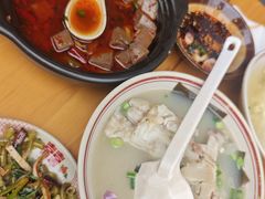 -老方桌烂蹄花川菜馆(九龙坡店)