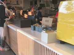 -麦当劳(中二横路店)