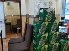 -王三美食(荷斯坦牛路店)