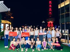 -lululemon(上海浦东IFC店)