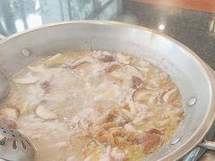 -老来福·非遗酸汤兔(凯旋路店)