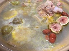 -沙胆彪炭炉牛杂煲(上海日月光广场店)