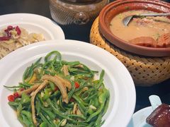 -在莲野·湖北民间菜·头牌松滋鸡(光谷步行街店)