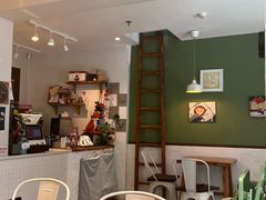 -红小姐咖啡馆(西津渡店)