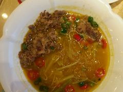 酸汤肥牛-渔歌子鱼头王(郑州总店)