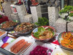 -四囍码头海鲜烧烤自助火锅(外滩南京东路悦荟广场店)