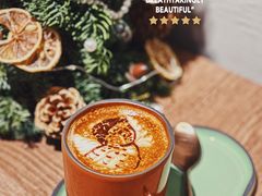 -潮一不贰·法式甜品·生日蛋糕·西式简餐(外滩店)