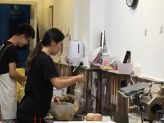 -啊噗吐呦现场烘焙(麦凯乐店)