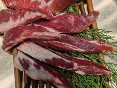 -草家酱蟹炭火烤肉店(珲春南路二店)