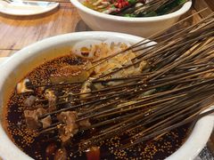 -嘉州叶婆婆钵钵鸡(建设路店)