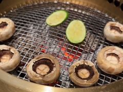 -铭牛烧肉·和牛海鲜自助(高新月牙湖店)