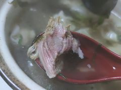 -小许三鲜砂锅馄饨店(家多乐烟酒店)