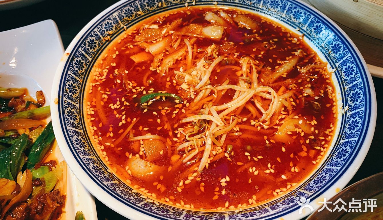吃川菜我能干10碗米饭！