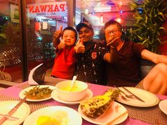 -Pakwan Restaurant & Bar
