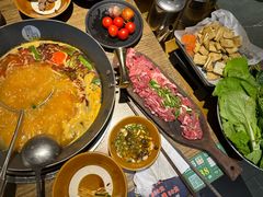 -贵厨酸汤牛肉(小十字店)