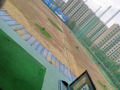 -仙霞高尔夫练习场-停车场