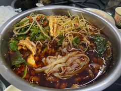 -周良天山牛杂城(天山路总店)