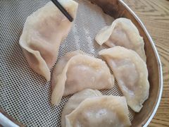 -金城包子牛肉灌汤包(台东四路店)